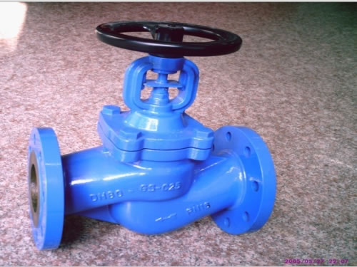 DIN Flanged Cast Steel Bellows Seal Globe Valve